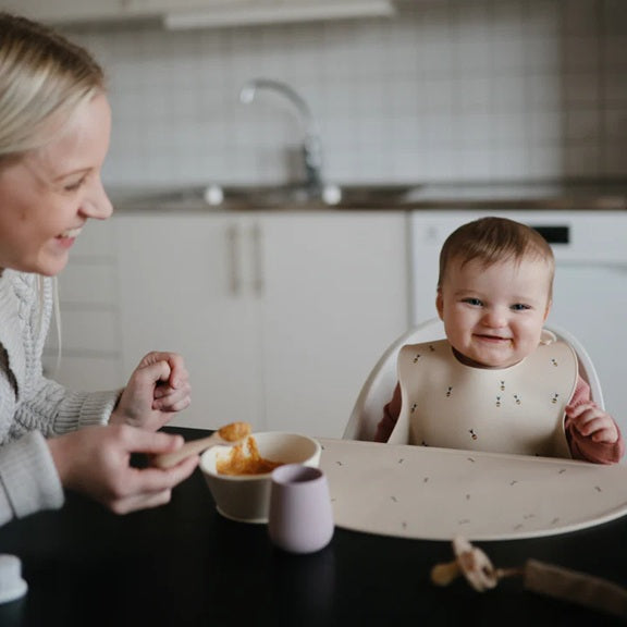 Mushie Silicone Toddler Feeding Set - Bees