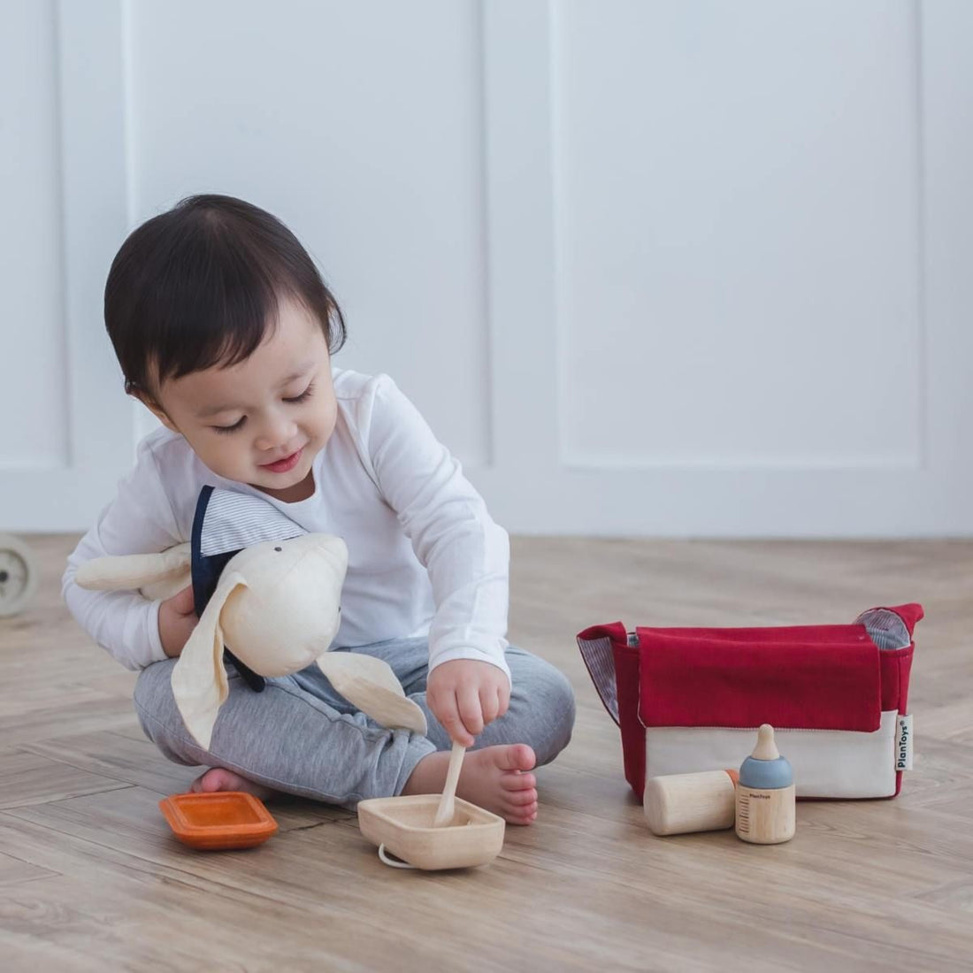 What Do 3 to 4 Year Olds Play With?
