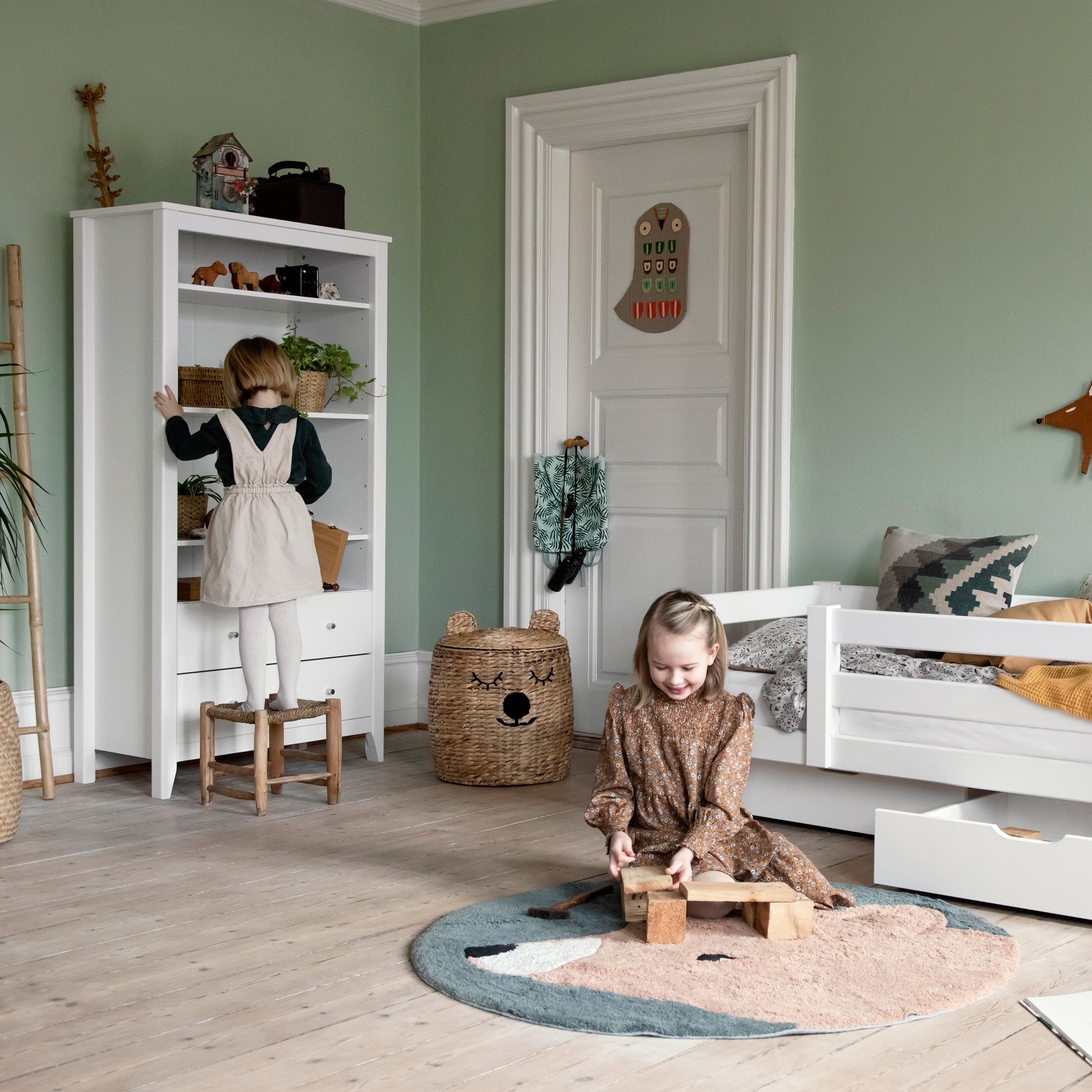 Hoppekids 'Hans' Storage Cabinet - White
