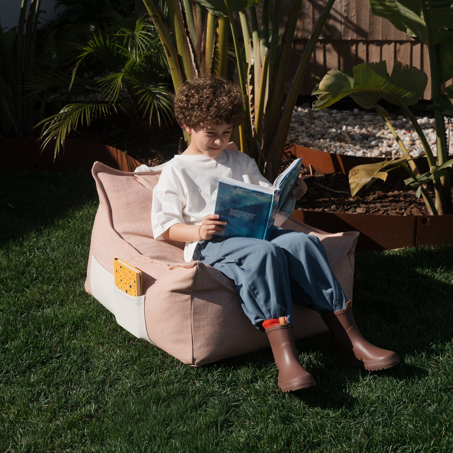 Wigiwama Outdoor Beanbag Chair - Seashell