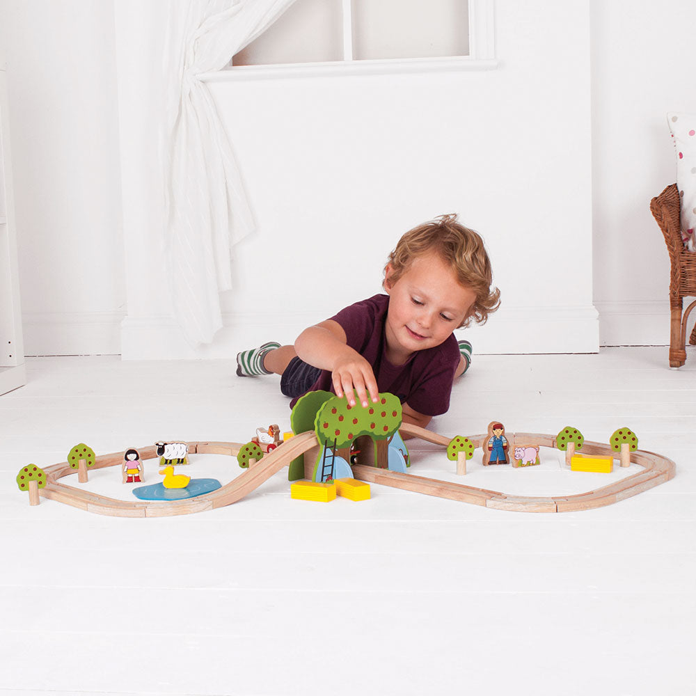 Bigjigs Rail Wooden Farm Train Set
