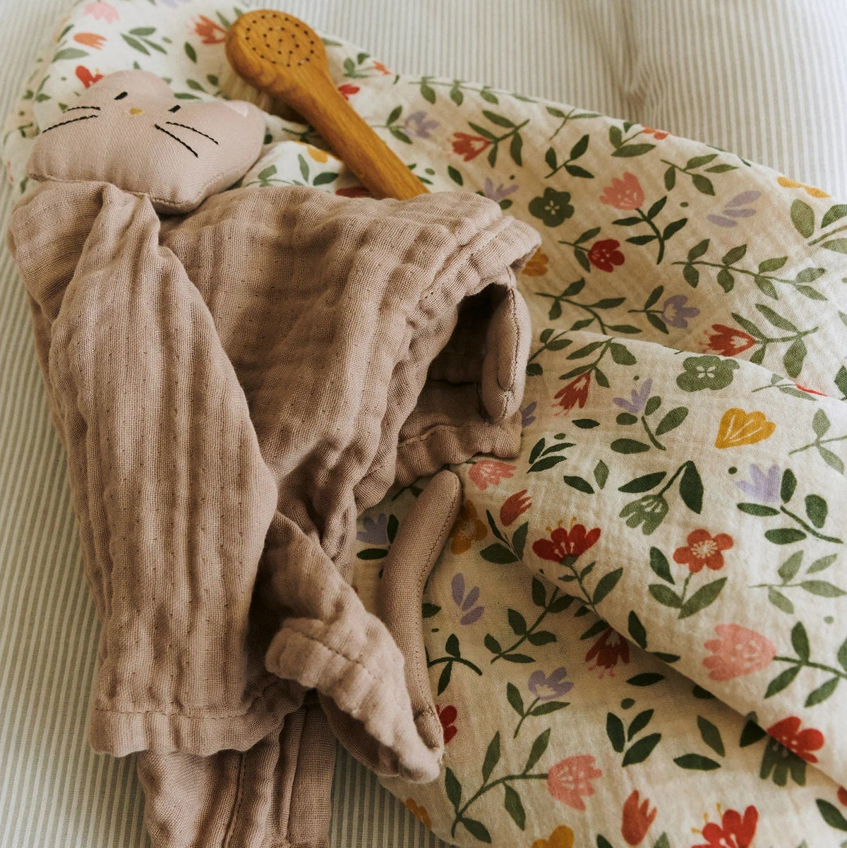 Dear April Mio 3-Pack Organic Muslin Cloths - Flower Market