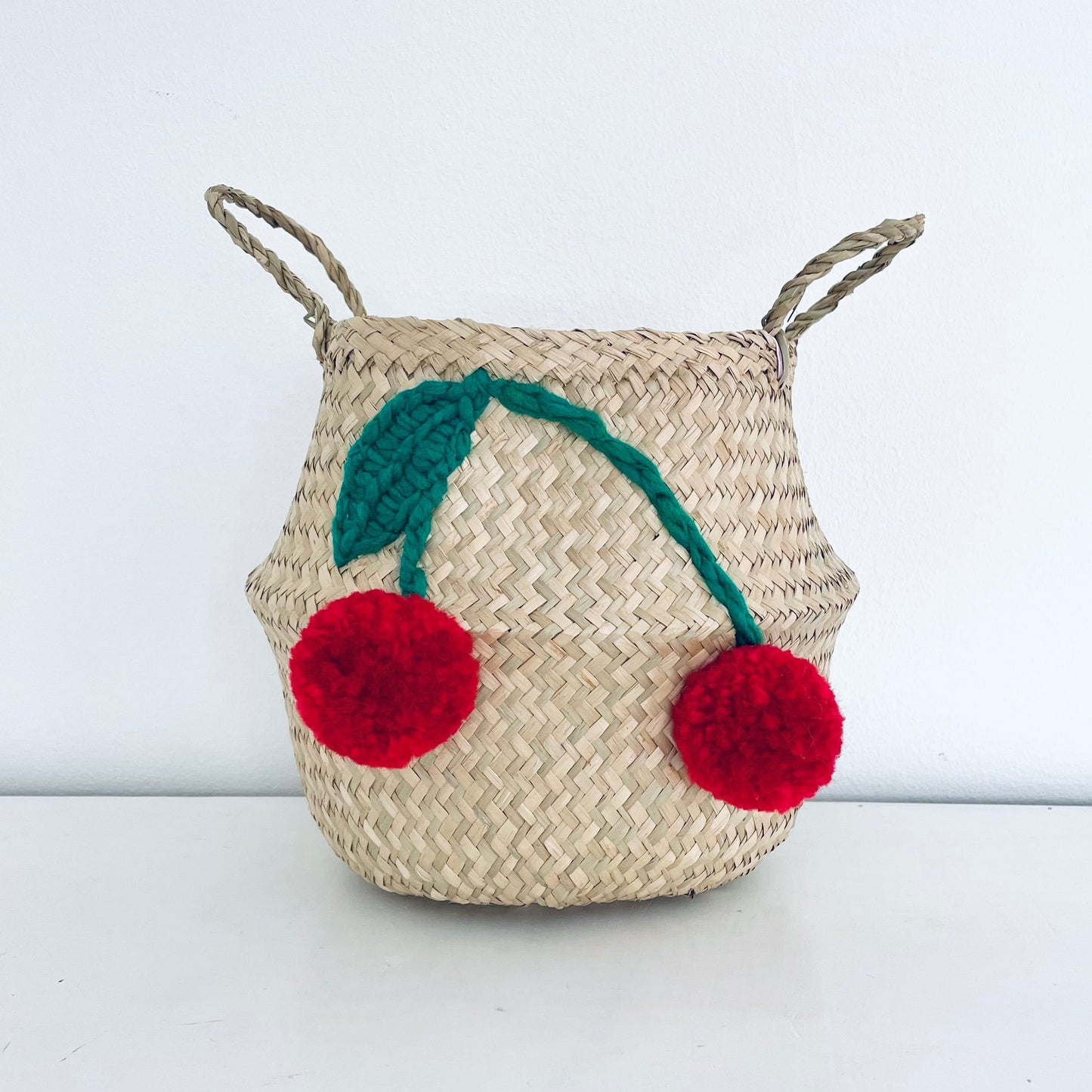 Bellybambino Cherry Seagrass Basket - Large