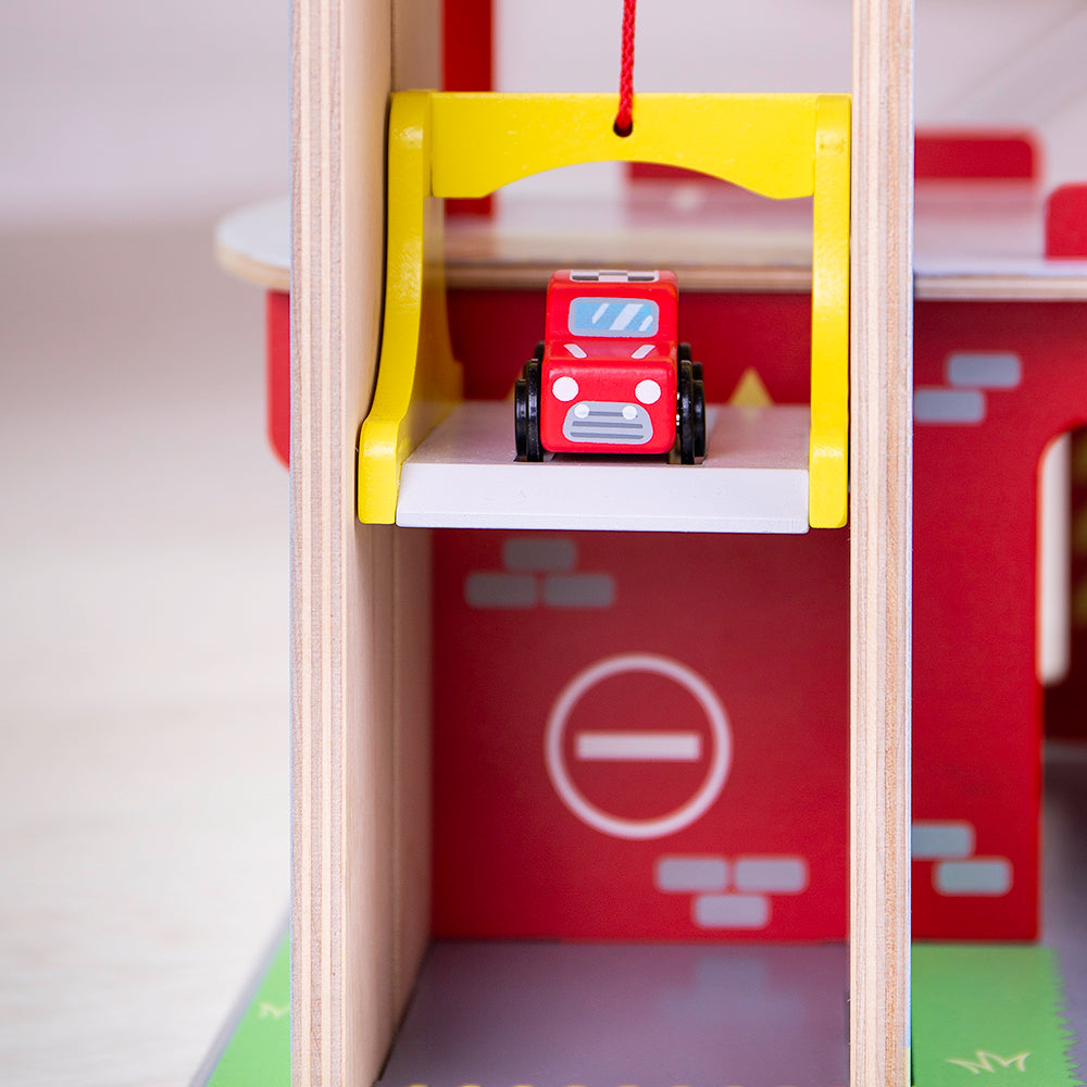 Bigjigs Wooden Park & Play Toy Garage