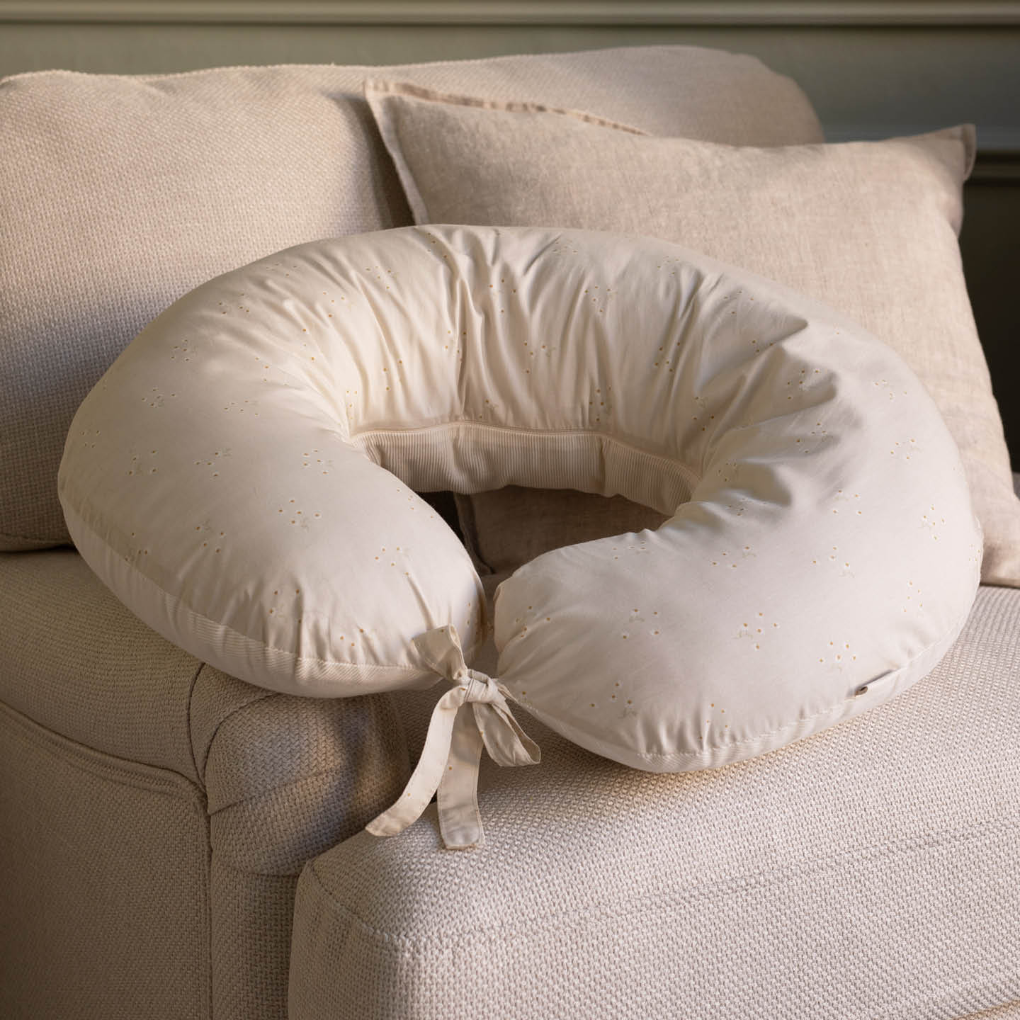 Avery Row Nursing Pillow - Wild Chamomile