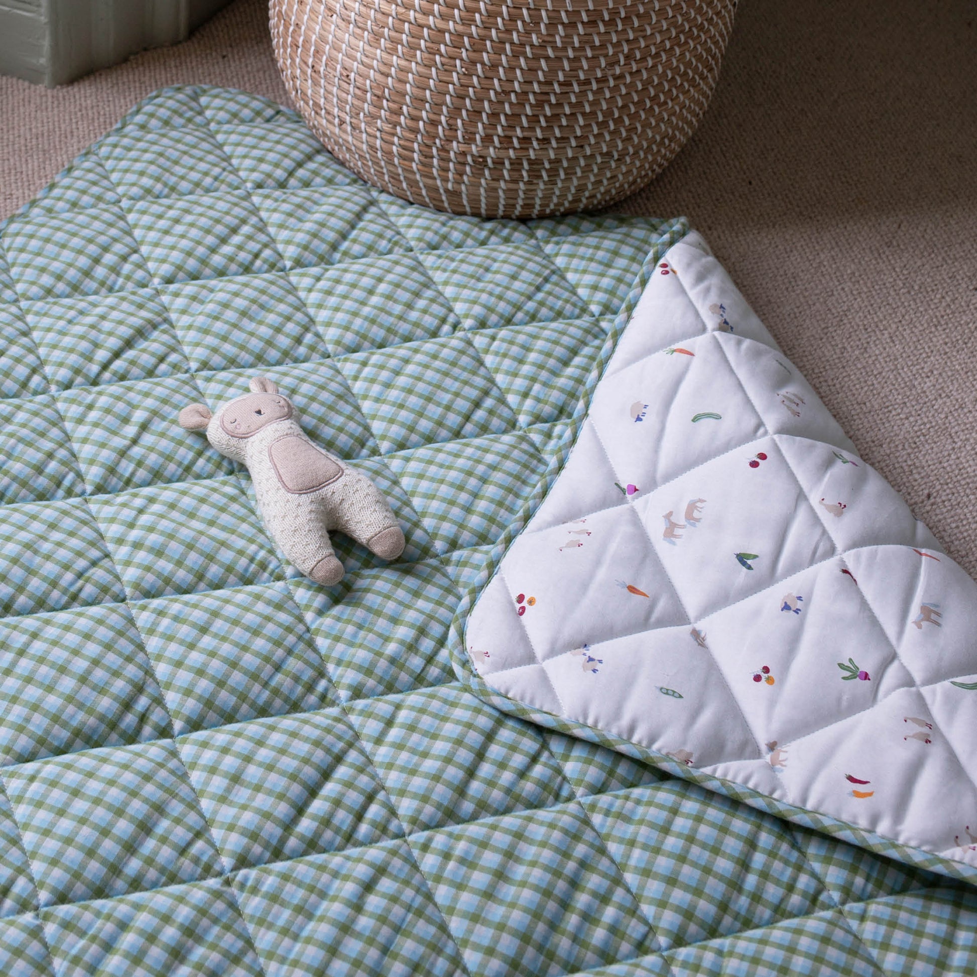 Avery Row Stay & Play Mat - Little Farm