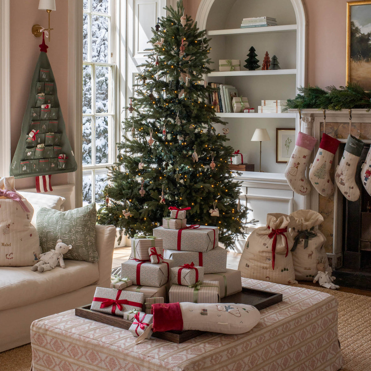 Avery Row Christmas Present Sack - Nutcracker