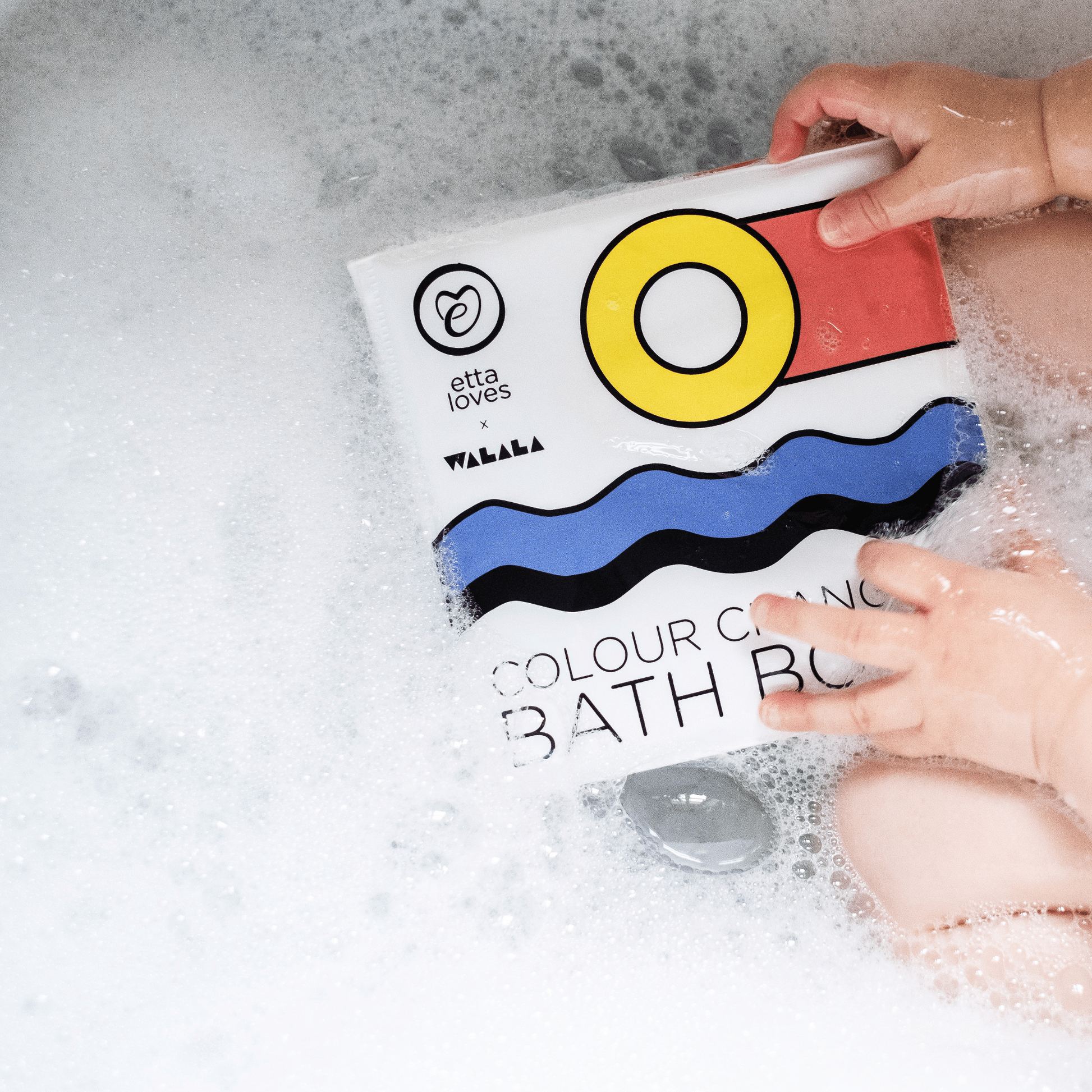 Etta Loves Colour Changing Bath Book