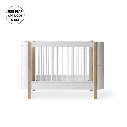 Oliver Furniture Wood Mini+ Cot Bed Incl. Junior Kit - White/Oak