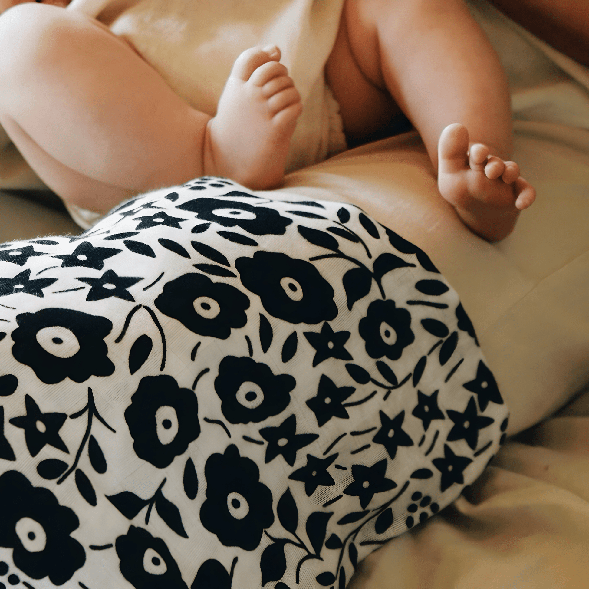 Etta Loves x Liberty Organic Sensory Muslin Cloths - 2 Pk - Fairford Shadow/Wharfedale Meadow