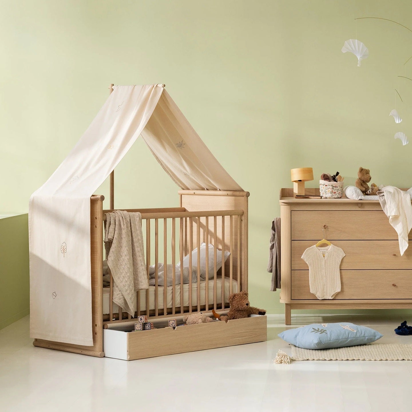 Oliver Furniture Camp Novel Cot Bed/Bed