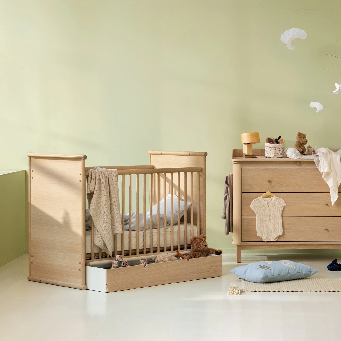 Oliver Furniture Camp Novel Cot Bed/Bed