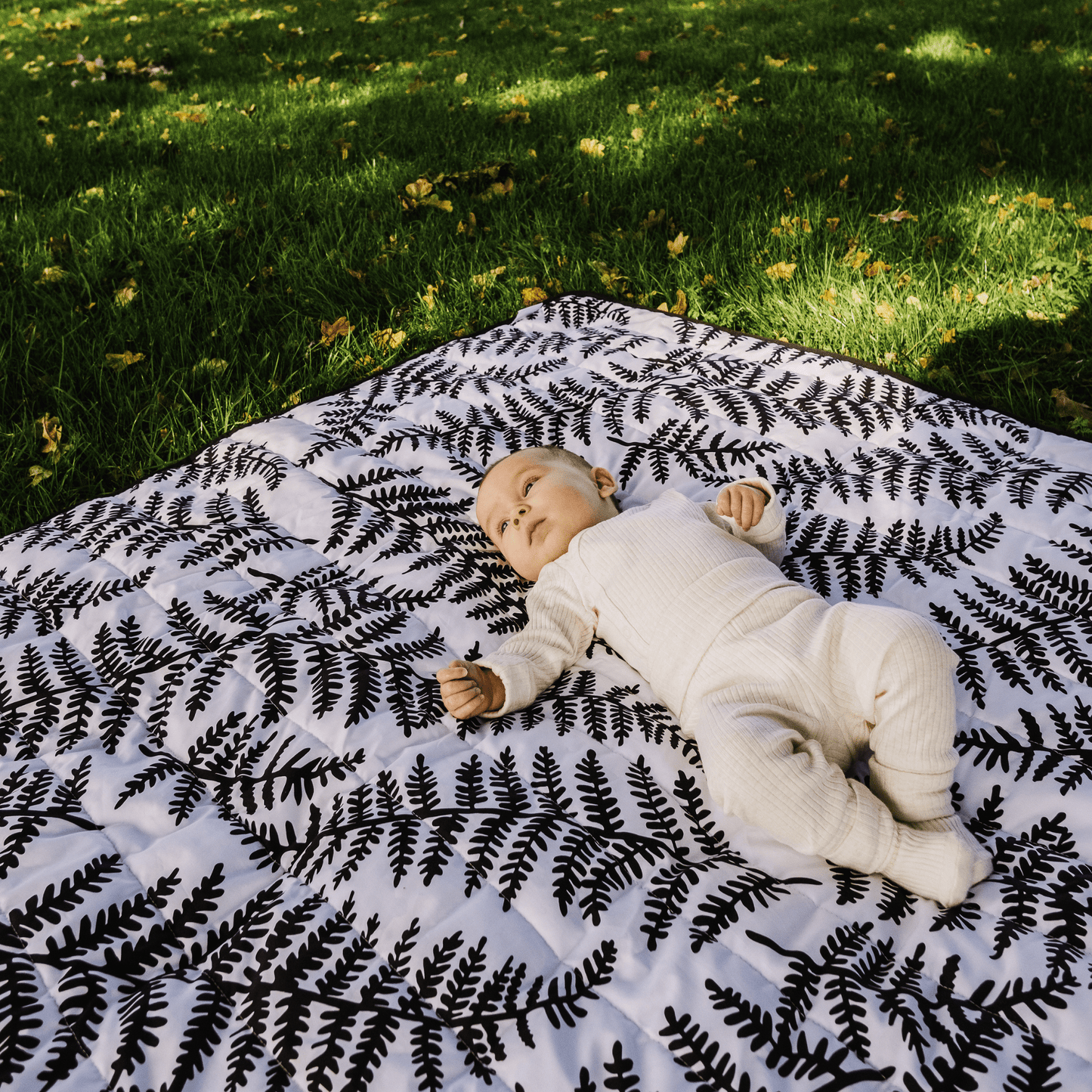 Etta Loves Outdoor Baby Playmat