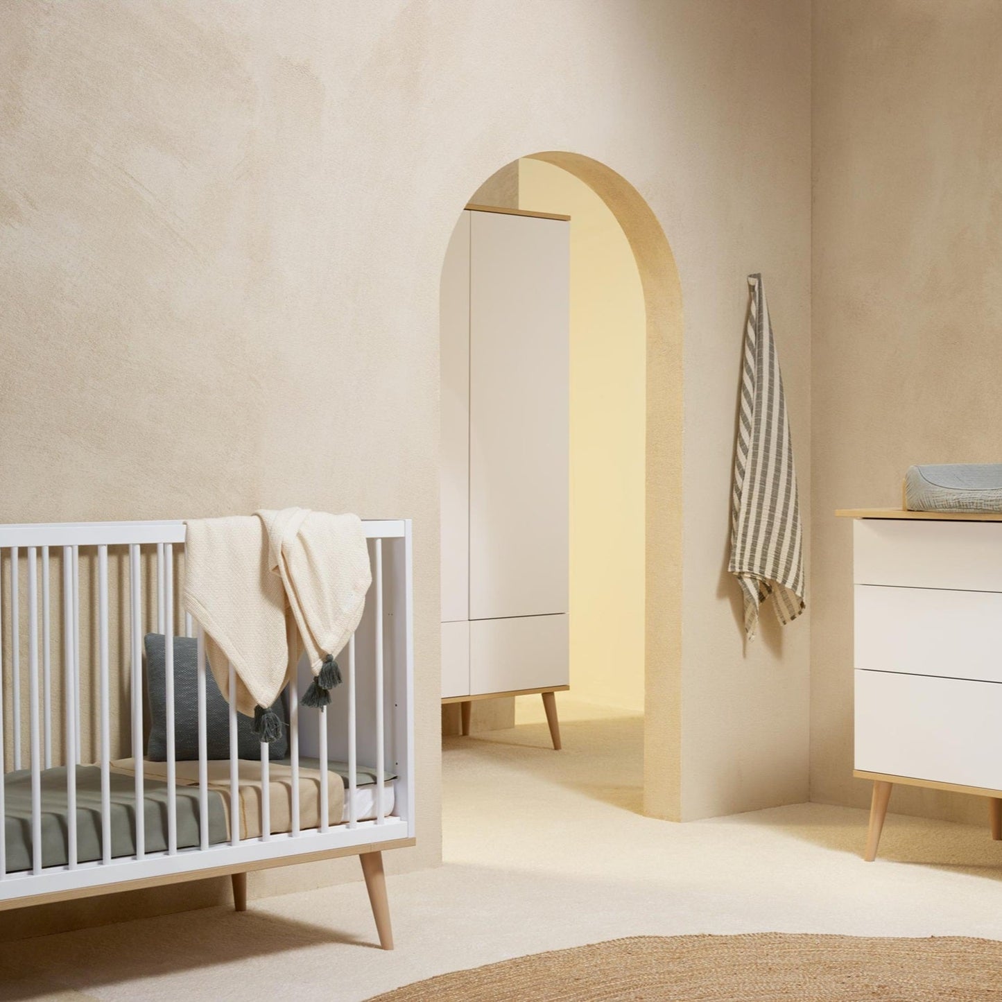 Quax Flow Cot - 120 x 60cm - White