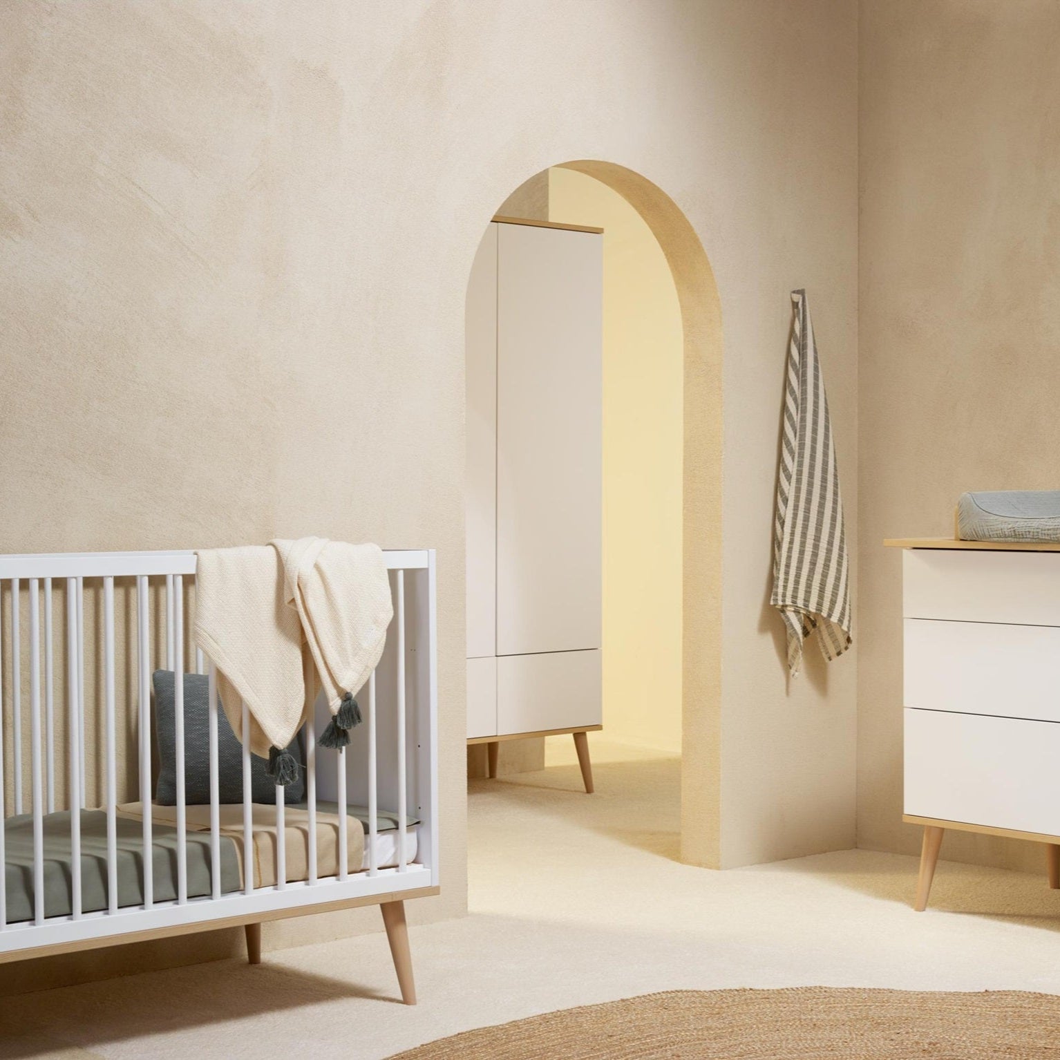 Quax Flow Cot - 120 x 60cm - White
