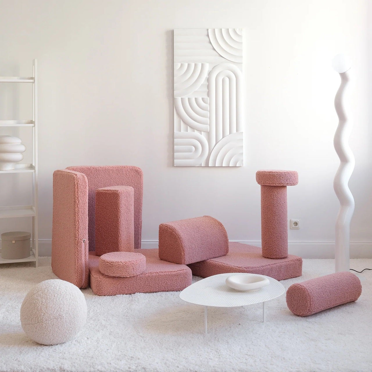 Wigiwama Settee - Guava