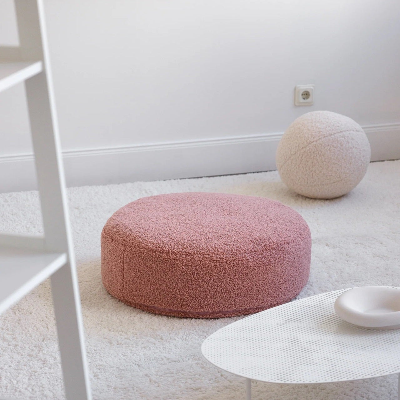Wigiwama Round Ottoman - Guava