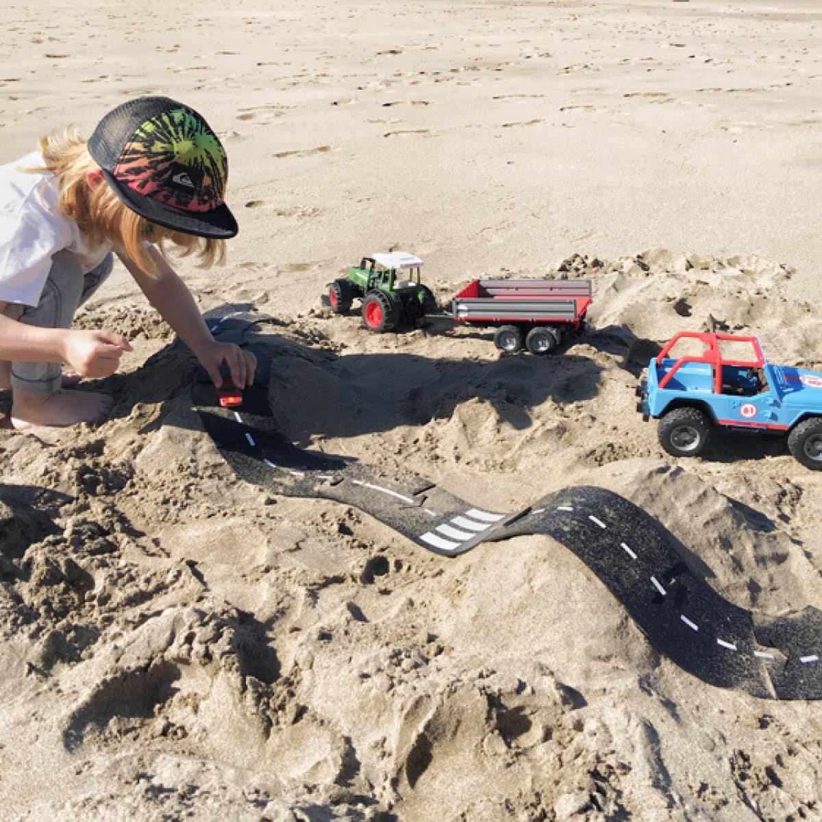Waytoplay Rubber Toy Car Track Set - King Of The Road - 40 Pieces